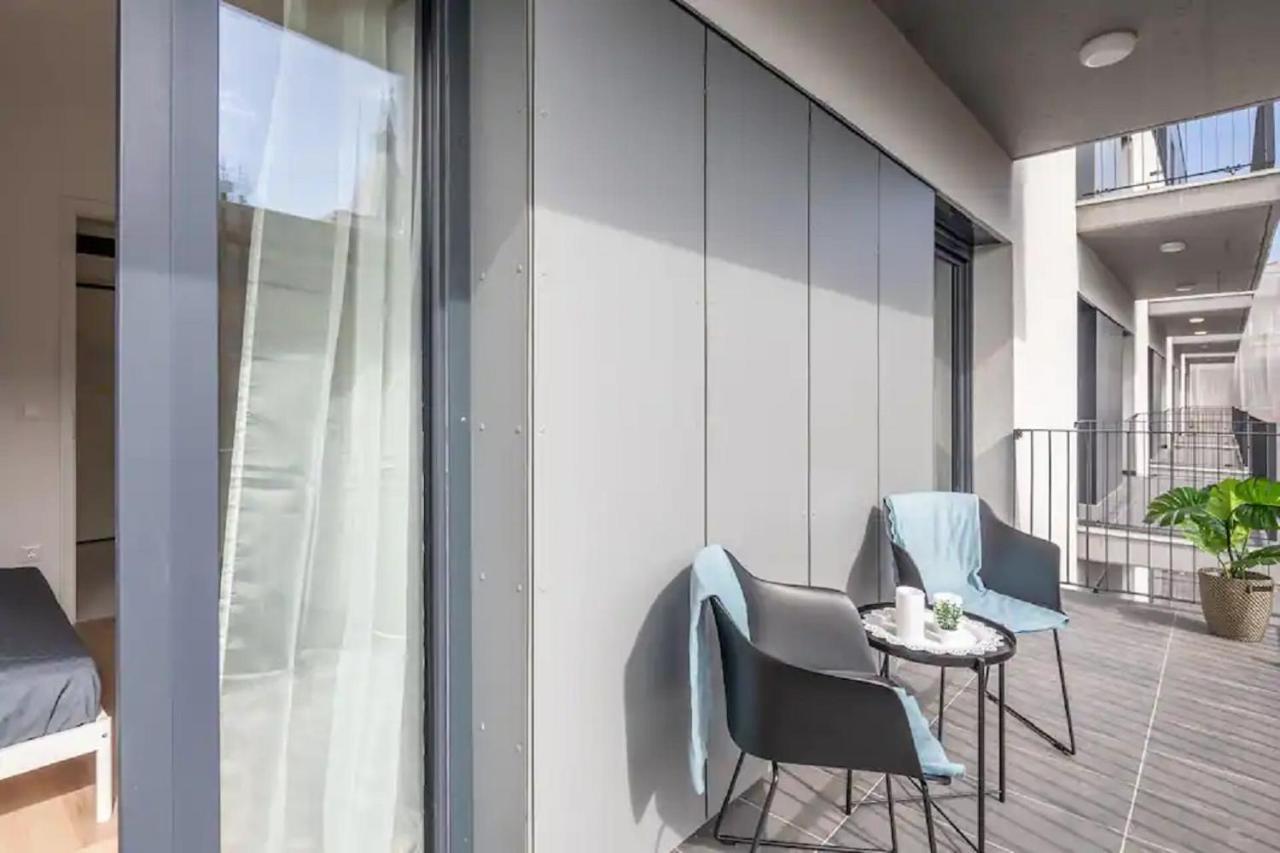 Brand New Modern Apartment-2 Rooms-Balcony-Garage Budapest Ngoại thất bức ảnh