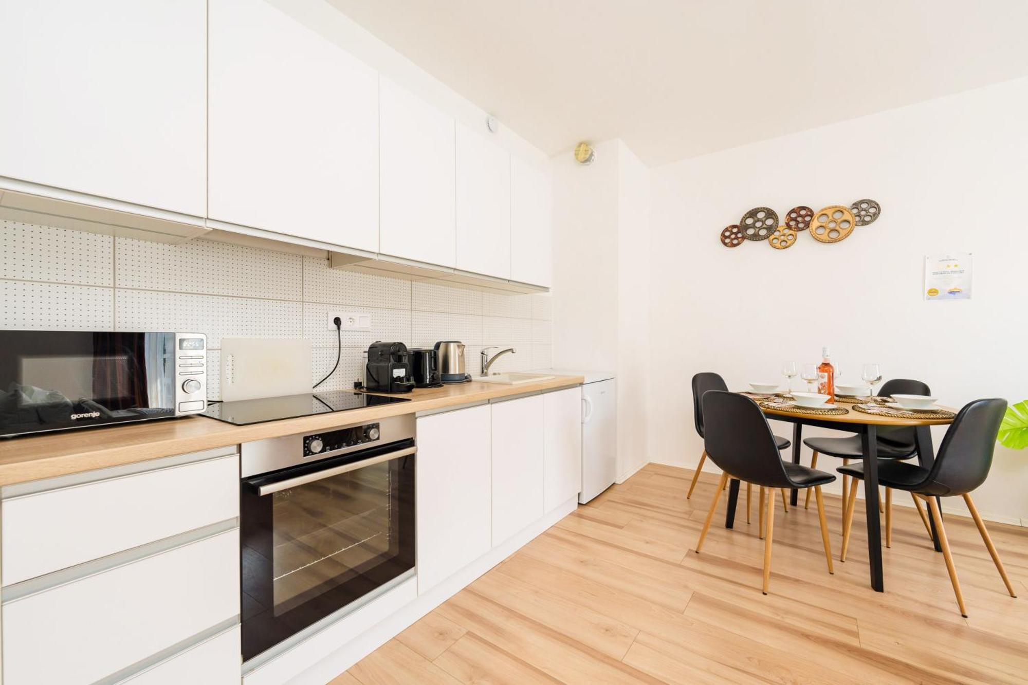 Brand New Modern Apartment-2 Rooms-Balcony-Garage Budapest Ngoại thất bức ảnh