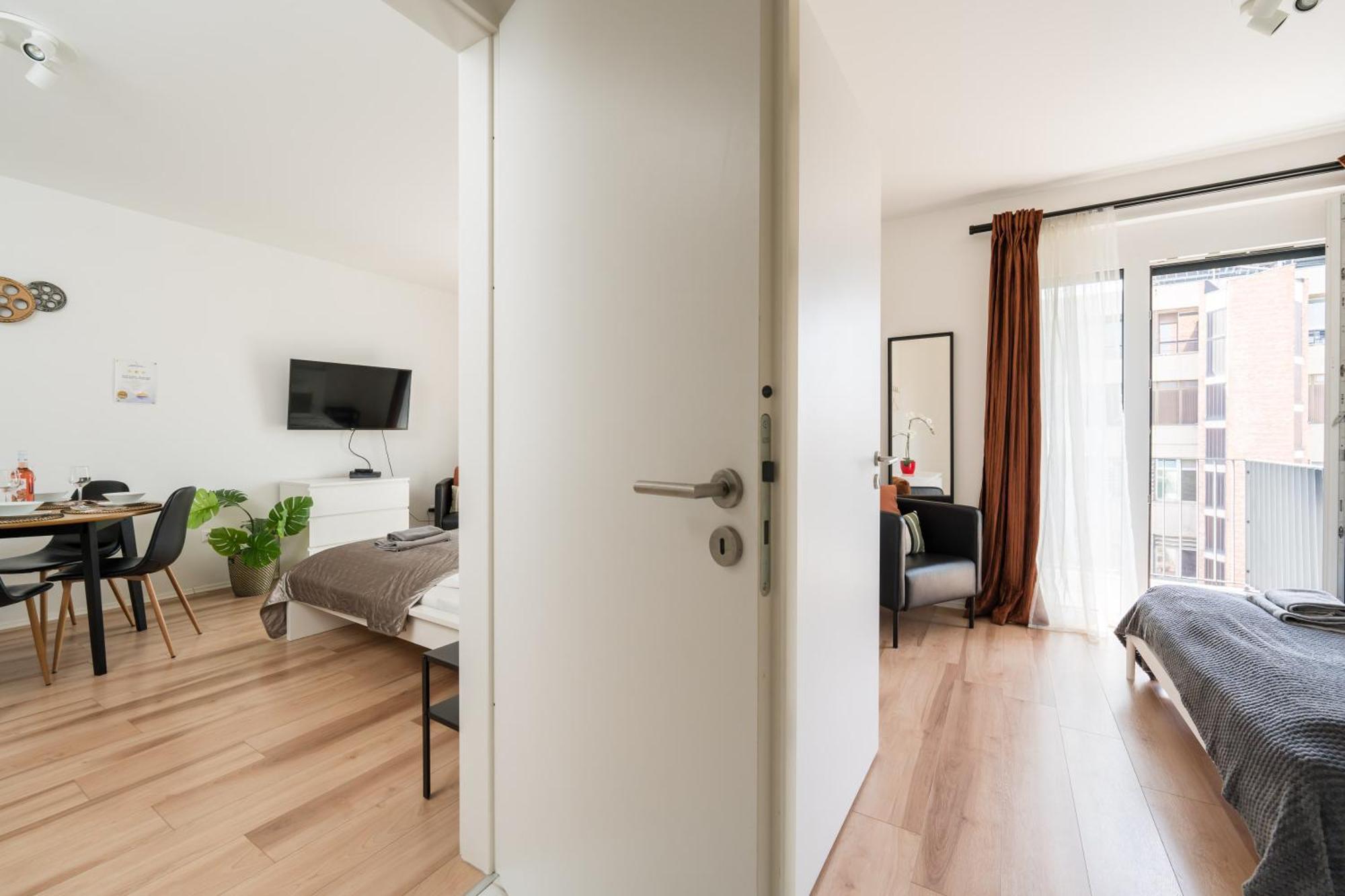 Brand New Modern Apartment-2 Rooms-Balcony-Garage Budapest Ngoại thất bức ảnh